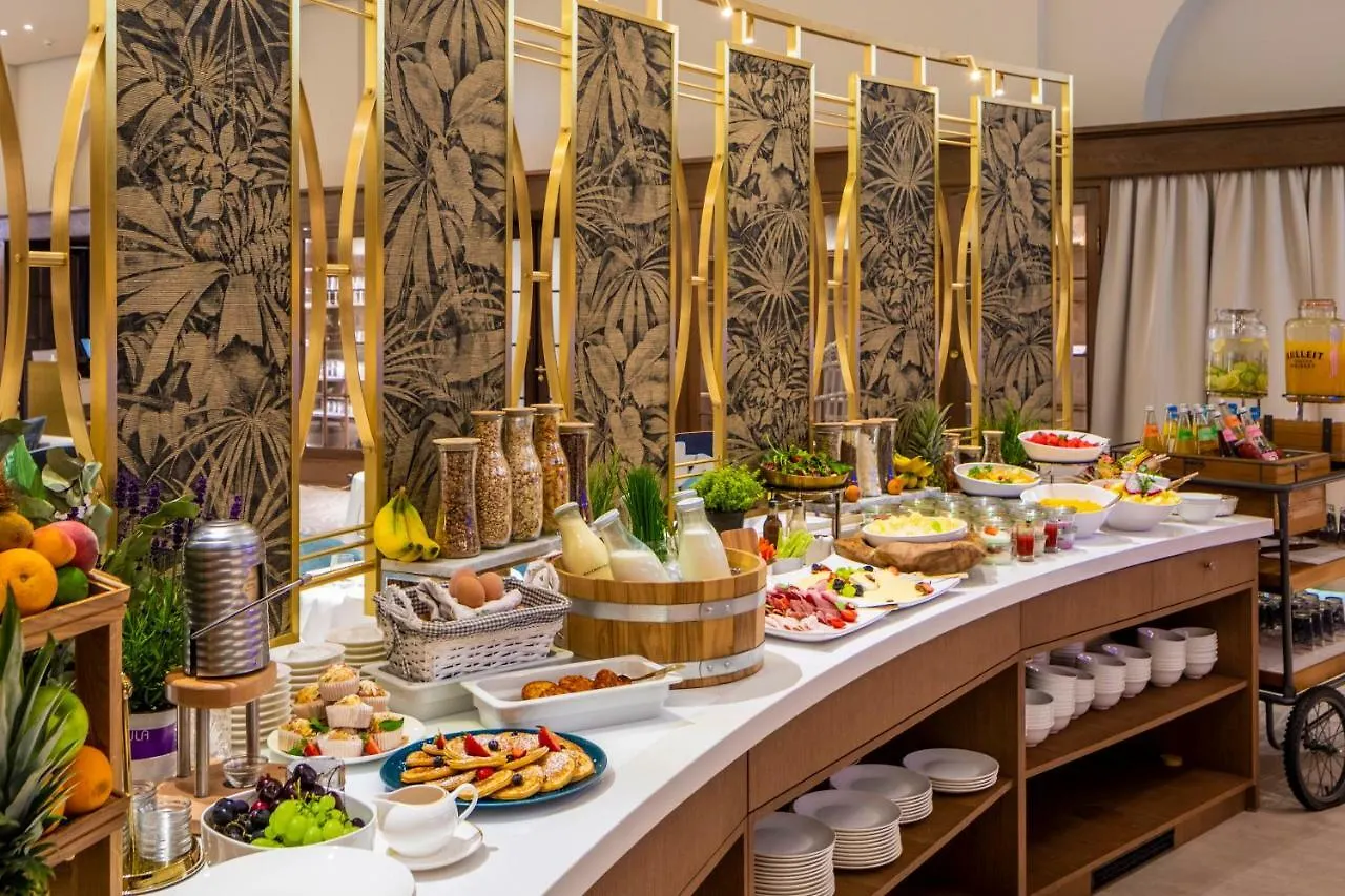 ***** Hotel Fraser Suites Hamburk Německo